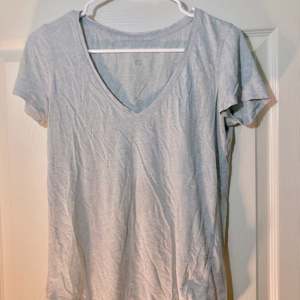 Lulu lemon shirt
